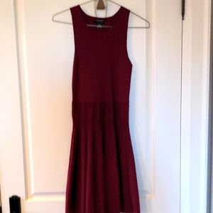 Club Monaco Italian yarn sleeveless sweater dress